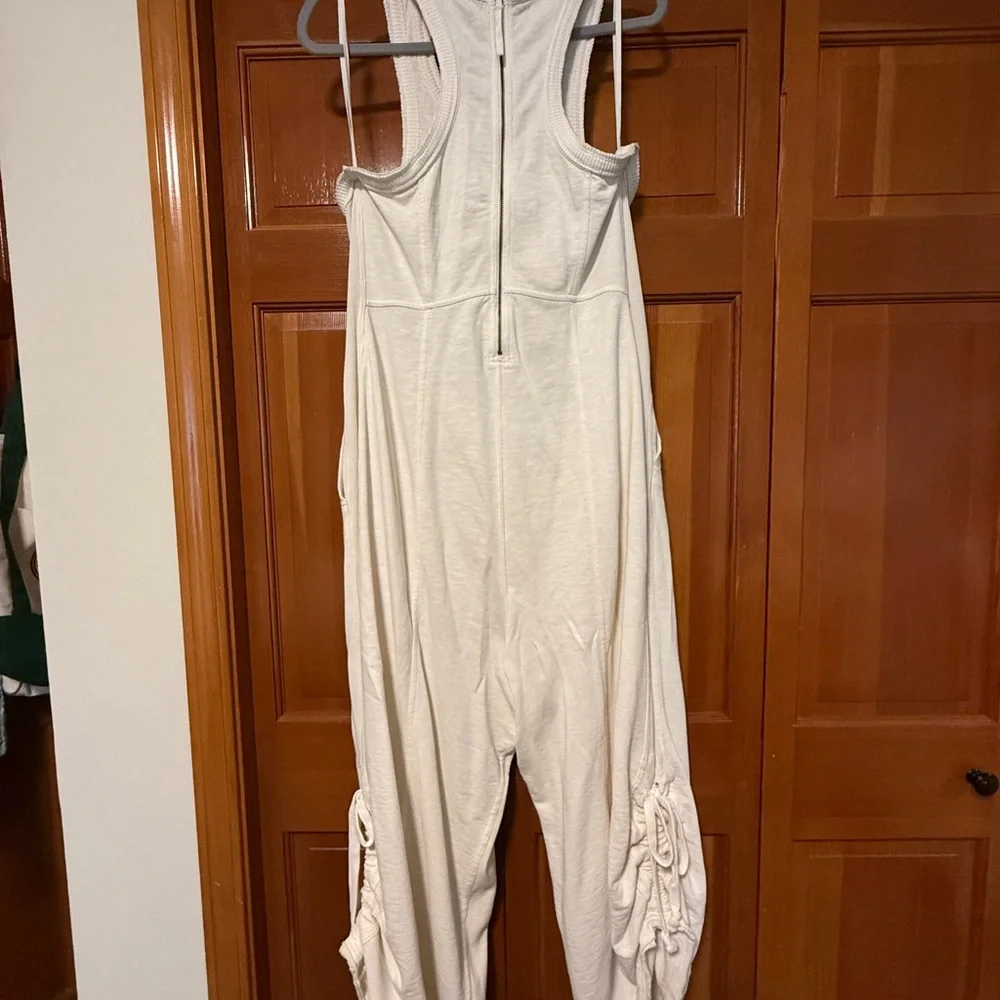Elegant Cream Jumpsuit - Picture 2 of 13